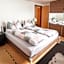 Aparthotel-Almgasthaus Gemsli - A bisal Österreich überm Schweizer Rheintal