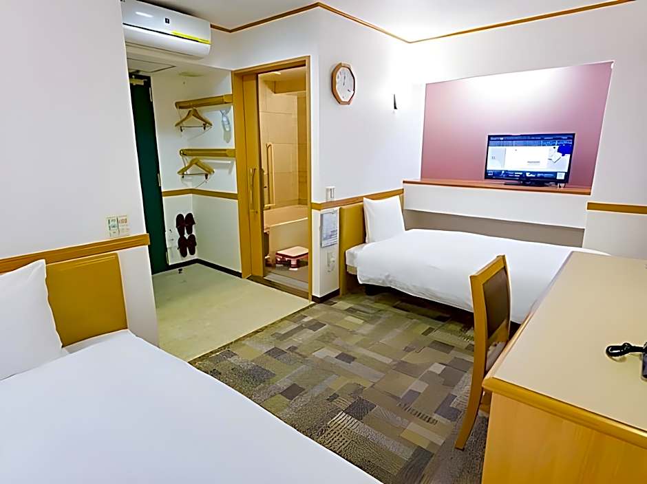 Toyoko Inn Tokyo Akabane-eki Higashi-guchi Ichiban-gai