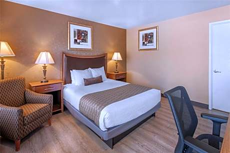 Queen Room - Mobility Access