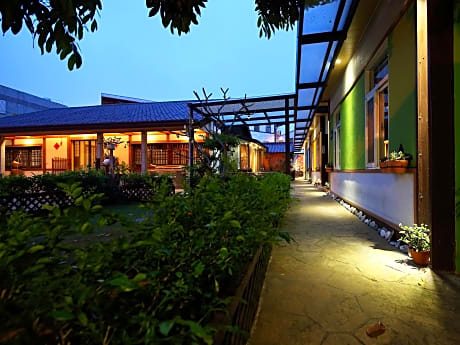 Jasmine Orange Bed and Breakfast