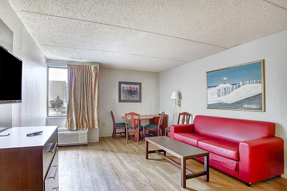 OYO Hotel Burlington South