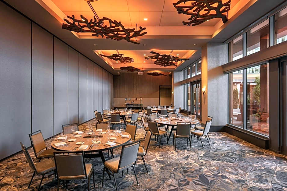 Epicurean Atlanta, Autograph Collection