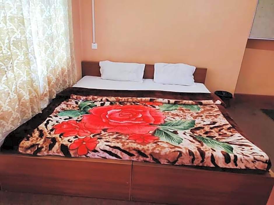 Gulzar Palace – Srinagar, PA