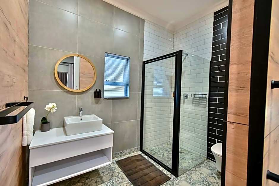 Summer PALACE Guesthouse