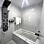 Omeo Suites