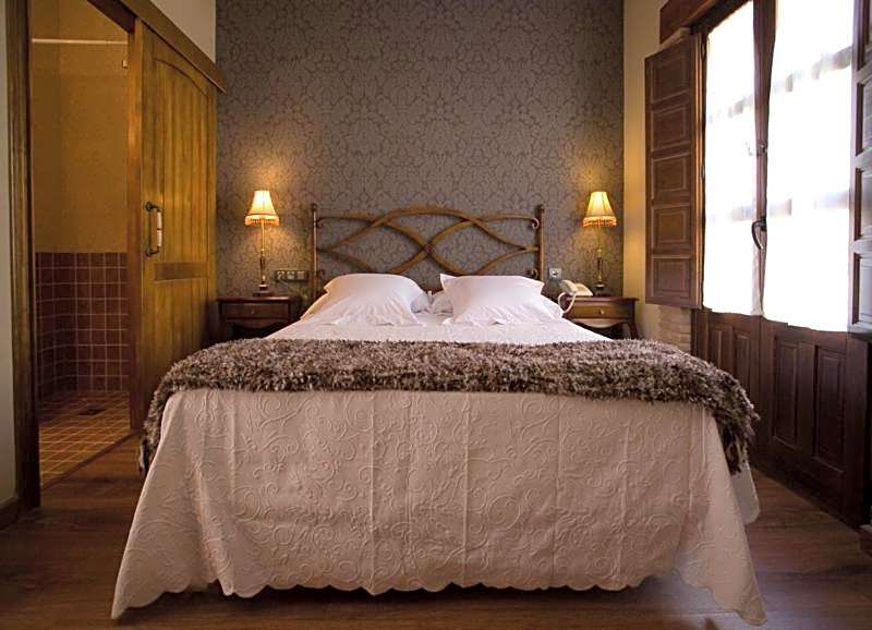 Posada Los Condestables Hotel & Spa