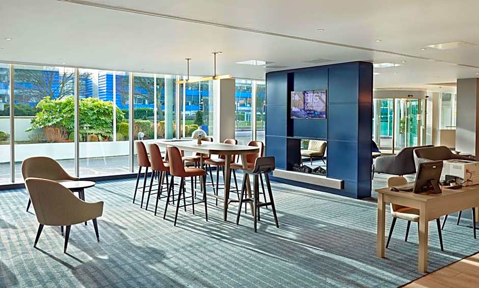 Hyatt Place London Heathrow Airport