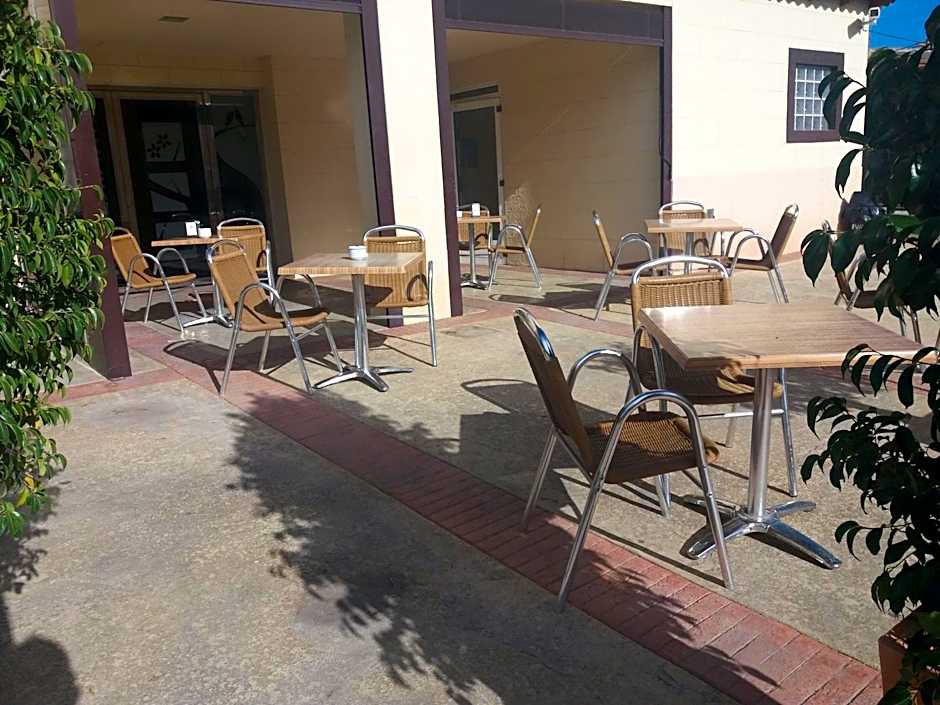 Hospedium Hotel Los Periquitos