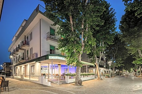 Hotel Niagara