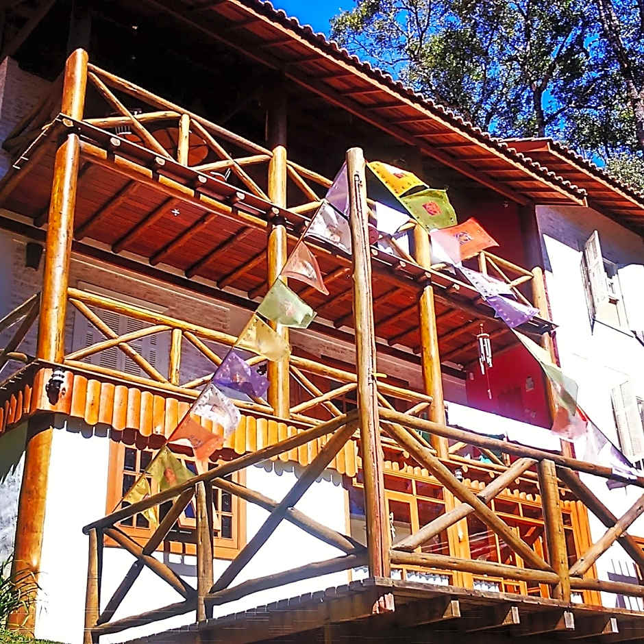 Nas Nuvens Hospedaria