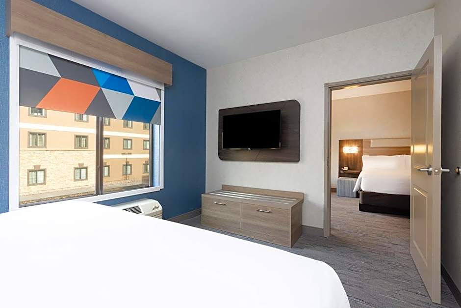 Holiday Inn Express and Suites Missoula By IHG