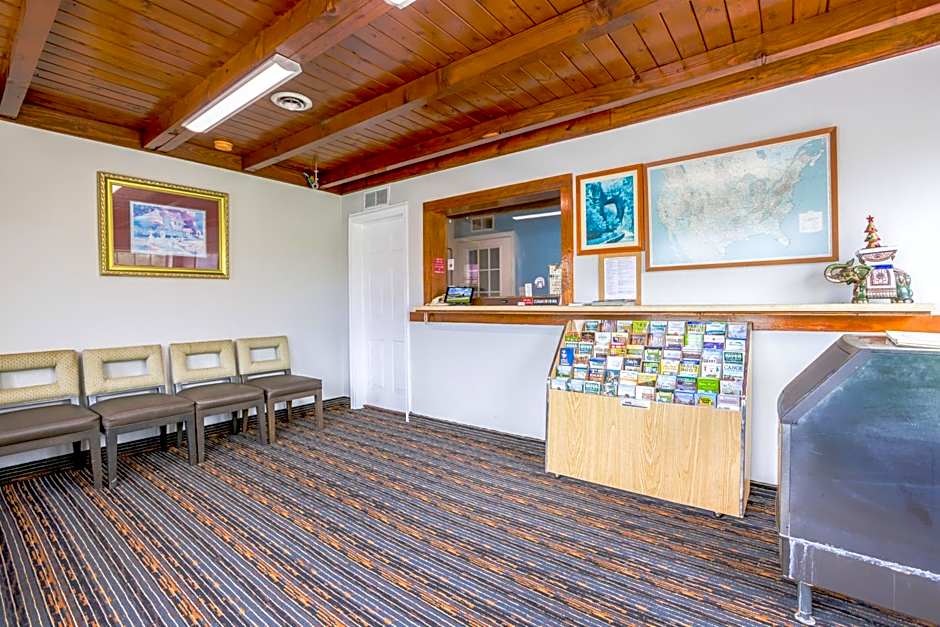 Budget Inn By OYO Natural Bridge I-81