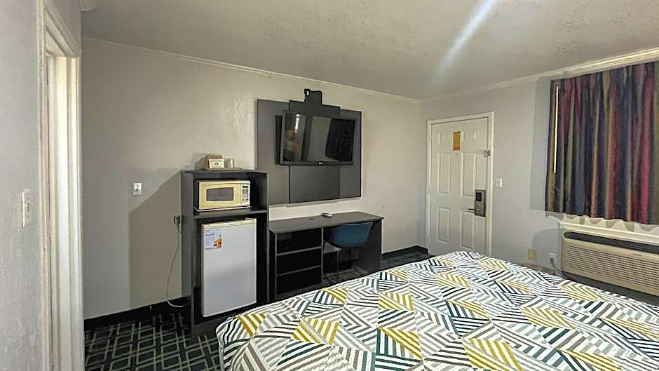 Motel 6 Ventura Beach