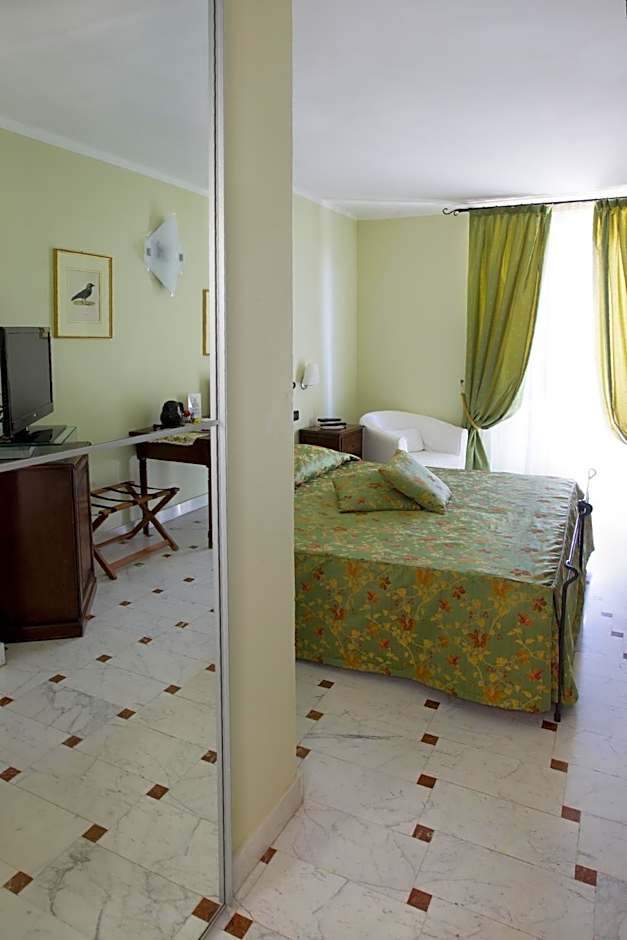 Le Ville Relais