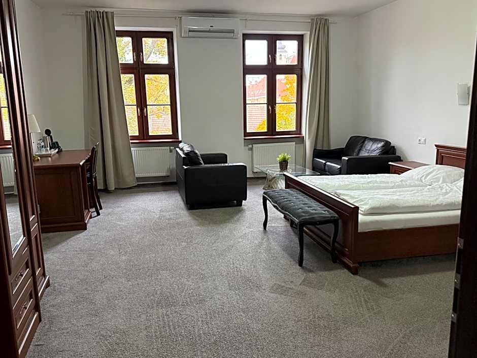 Saint Michael - Garni Hotel