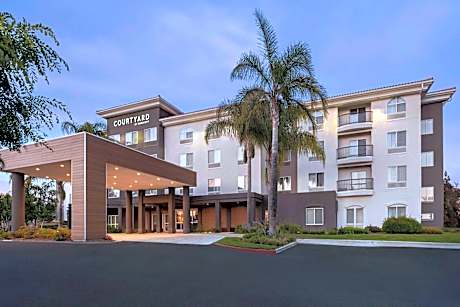 Courtyard by Marriott Ventura Simi Valley