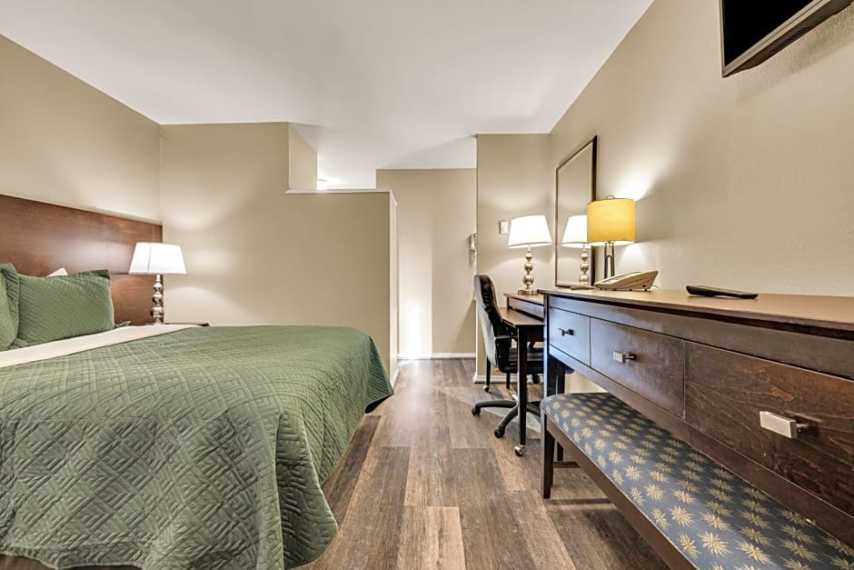 Scottish Fairway Inn