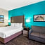 La Quinta Inn & Suites by Wyndham Jamestown, NY-Downtown