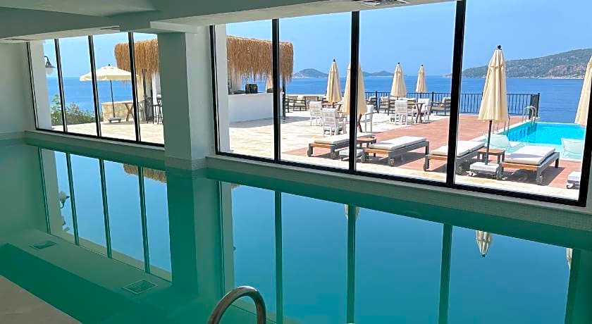 Lures Hotel