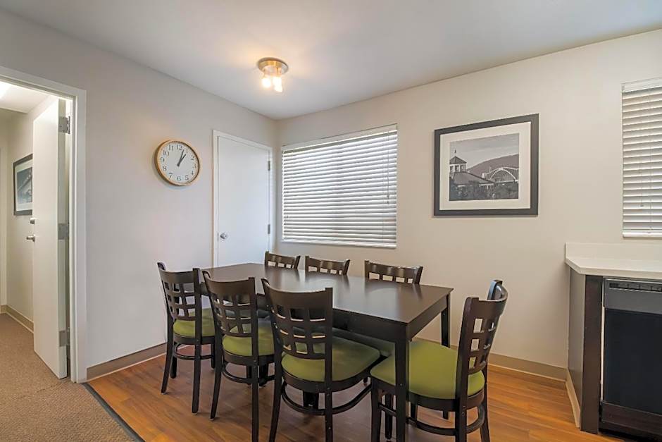 MainStay Suites Chattanooga Hamilton Place