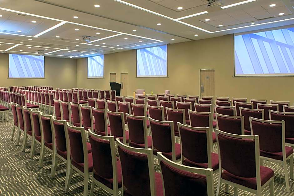 Courtyard by Marriott Santiago Las Condes