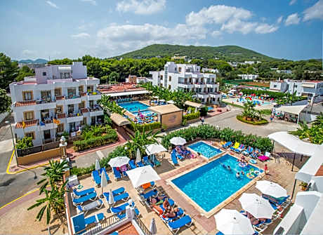 Casa Luis Apartments