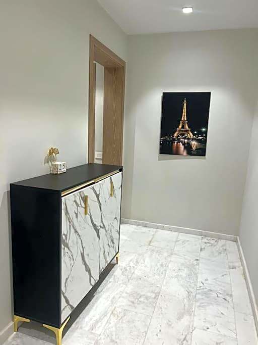 Aeon Towers Hotel Apartment