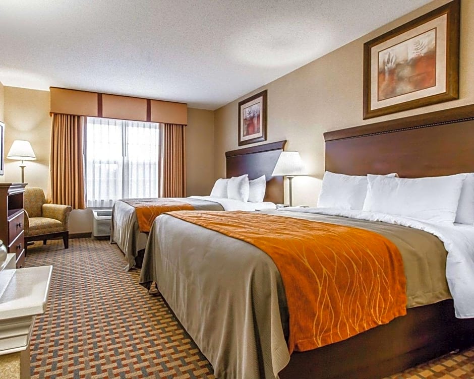 Comfort Inn & Suites Scarborough