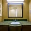 Holiday Inn Express & Suites Clovis By IHG