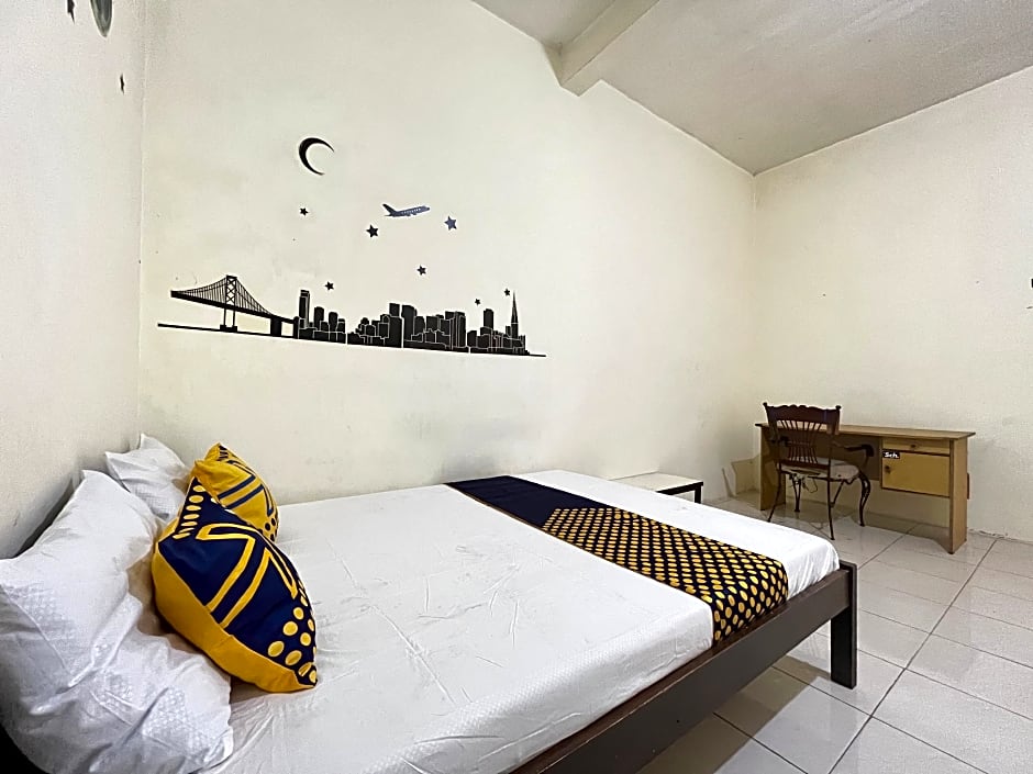 OYO Life 93398 Sudimoro Guest House Syariah