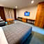 Aalton Motel
