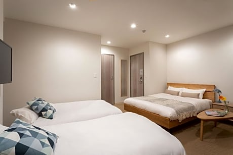 Quadruple Room with Bath