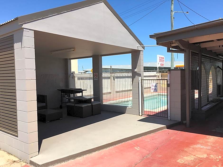 Plantation Park Motor Inn