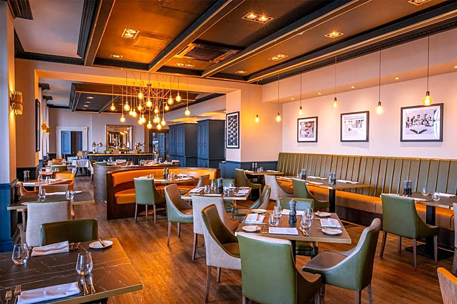 Dover Marina Hotel & Spa, Tapestry Collection by Hilton