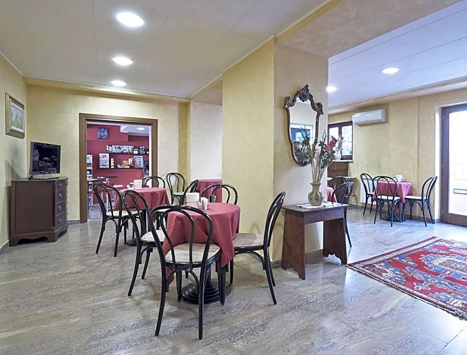 Hotel Valentini Inn