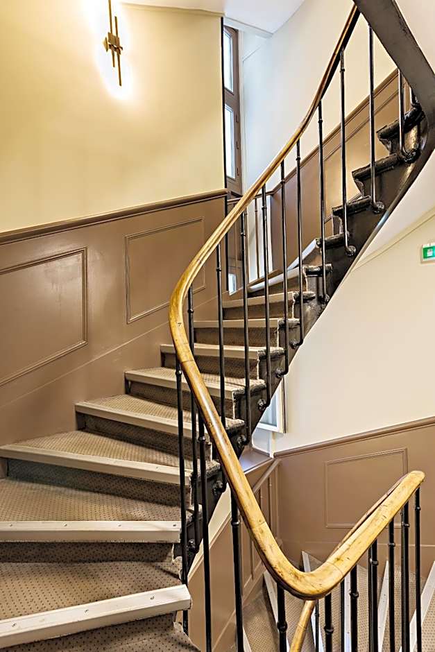 Modern Hotel