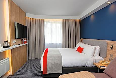 Double Room with Free Hot Breakfast - Accessible