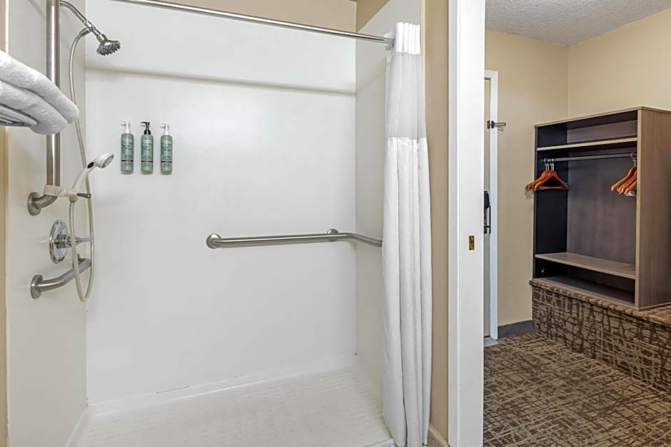 Best Western Bidarka Inn
