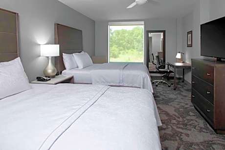2Queen Hearing Accessible Suite Nonsmoking