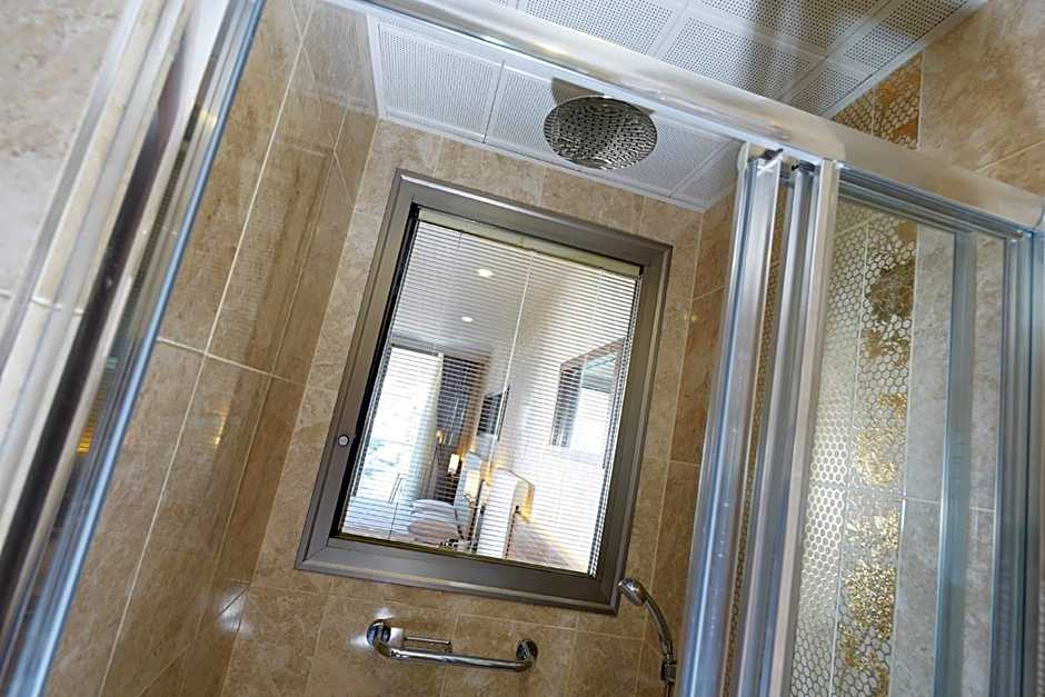 Emre Beach & Emre Hotel