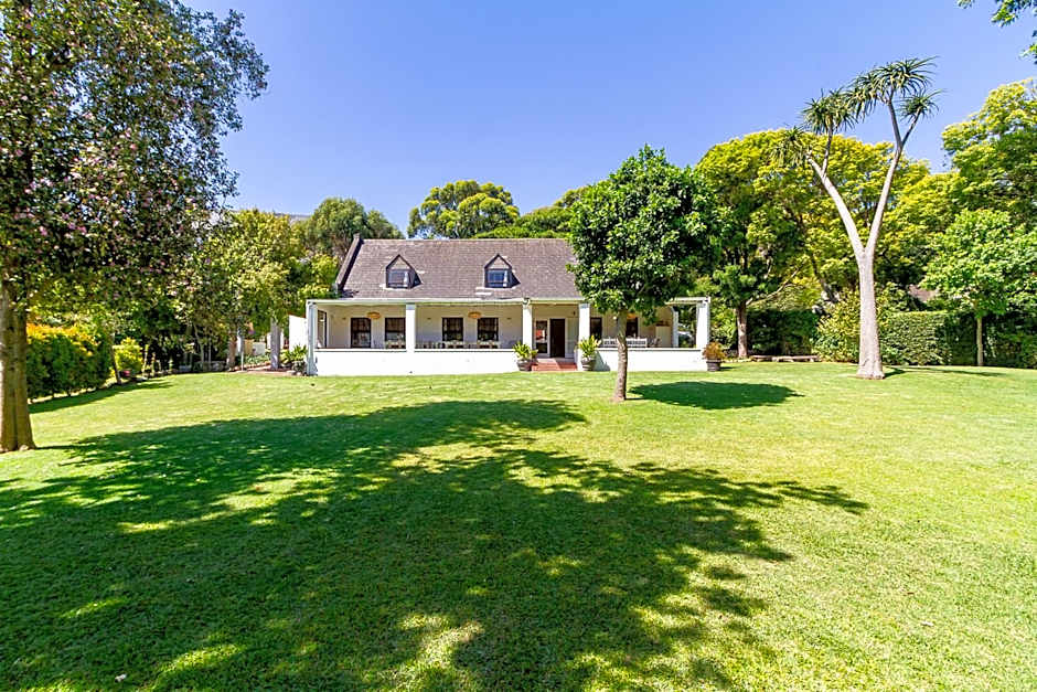 Noordhoek Village Hotel