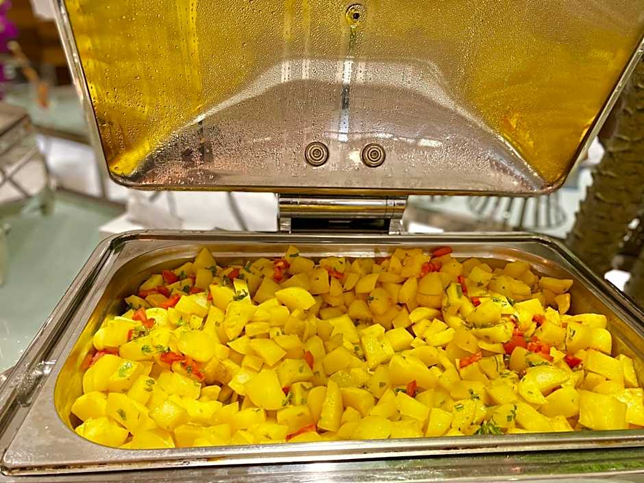 Violet Al Shisha Hotel