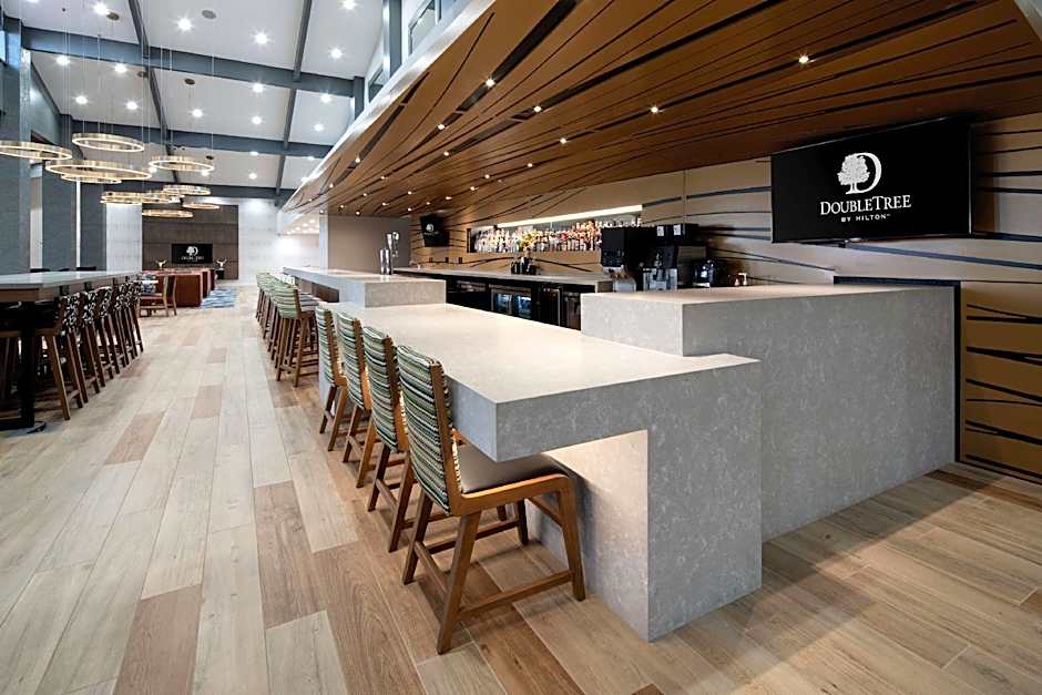 DoubleTree By Hilton Hotel Bakersfield