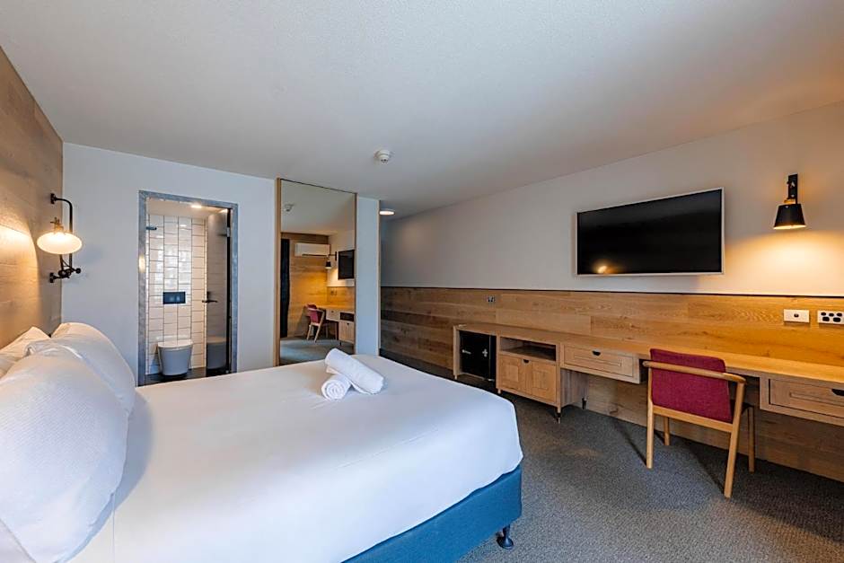 Bunk Surfers Paradise 18-35 Backpacker Hostel