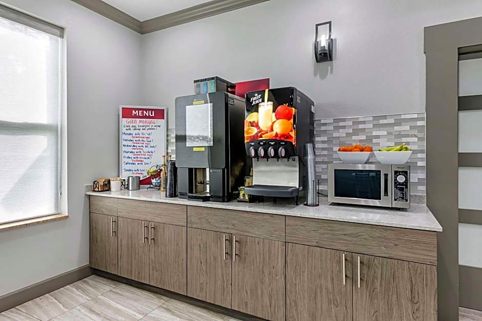 Best Western Plus First Coast Inn And Suites