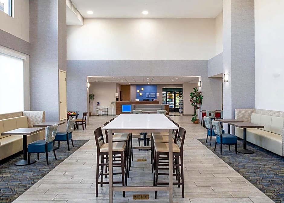 Holiday Inn Express Hotel & Suites Twentynine Palms