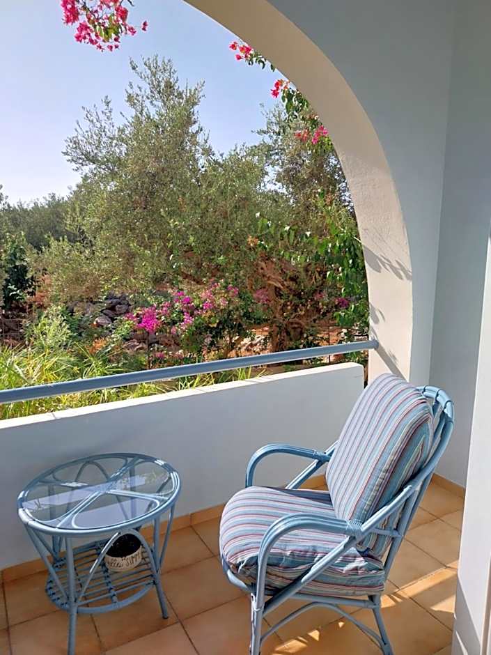 Villa Chariklia Studios