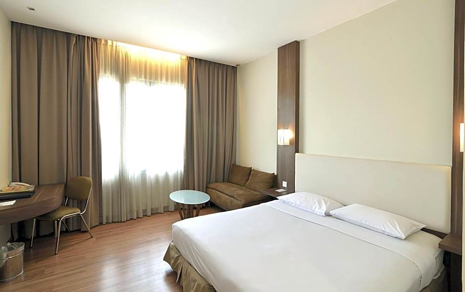 Grand Cikarang Hotel