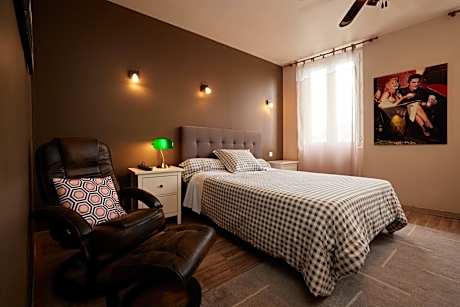 Double Room with Private Bathroom