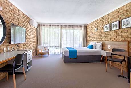Sunshine Coast Motor Lodge